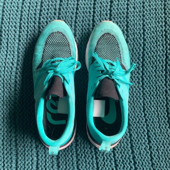 Nike Odyssey React 2 Flyknit Sneakers - Picture 3 of 7